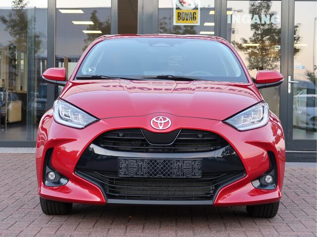 Toyota YARIS 1.5 Hybrid 115 Business Plus | Camera | Parkeersensoren | Stoel-Stuurverwarming | Carplay