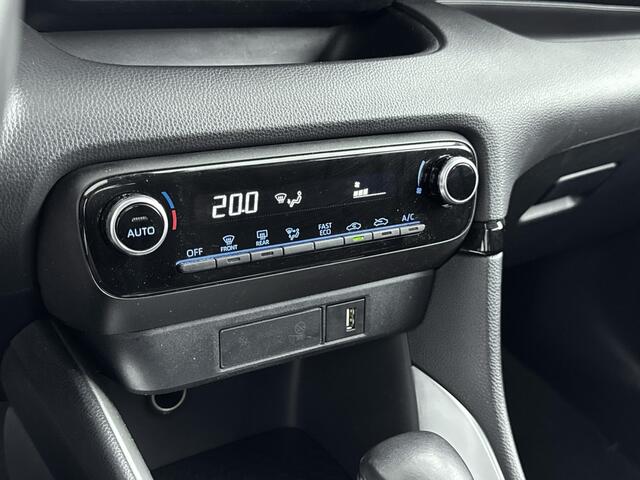 Toyota YARIS 1.5 Hybrid Dynamic | Navi | NL-Auto | Dealeronderhouden | Adaptieve Cruise Control |