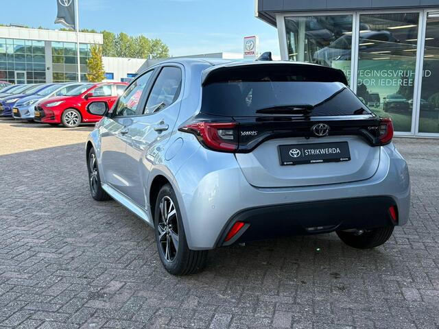 Toyota YARIS 1.5 Hybrid 115 First Edition