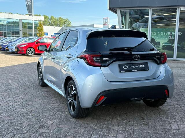 Toyota YARIS 1.5 Hybrid 115 First Edition