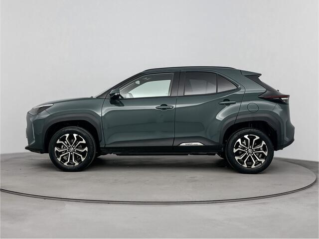 Toyota YARIS Cross 1.5 Hybrid 115 Dynamic | DEMO & JANUARI 2026 LEVERBAAR | COMFORT PACK | STOEL + STUUR VERWARMING |