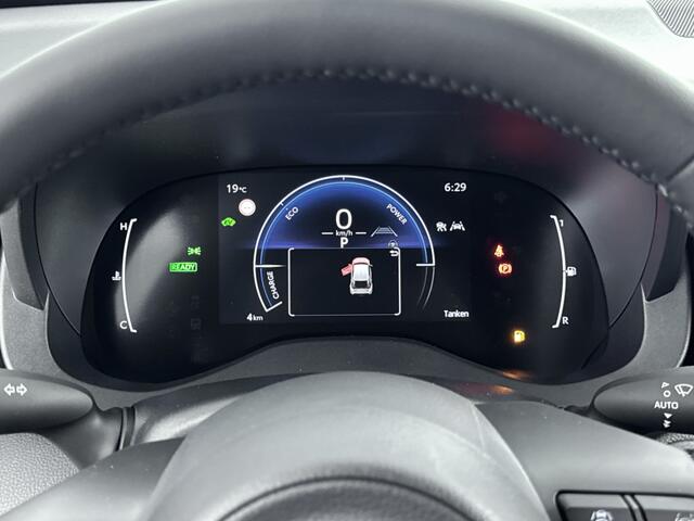 Toyota YARIS Cross 1.5 Hybrid 115 Dynamic | DEMO & JANUARI 2026 LEVERBAAR | COMFORT PACK | STOEL + STUUR VERWARMING |