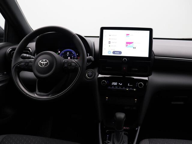 Toyota YARIS Cross 1.5 Hybrid 130 Dynamic | Achteruitrijcamera | Stuur, Voorruit en stoelverwarming | Apple Carplay & Android Auto |