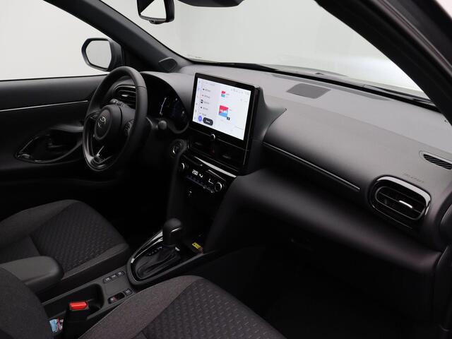 Toyota YARIS Cross 1.5 Hybrid 130 Dynamic | Achteruitrijcamera | Stuur, Voorruit en stoelverwarming | Apple Carplay & Android Auto |