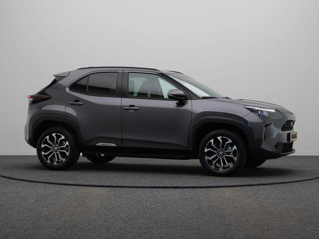 Toyota YARIS Cross 1.5 Hybrid 130 Dynamic | Achteruitrijcamera | Stuur, Voorruit en stoelverwarming | Apple Carplay & Android Auto |