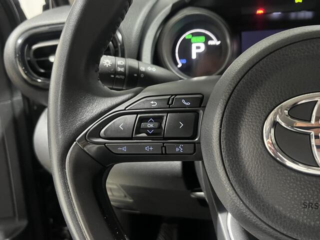 Toyota YARIS Cross 1.5 Hybrid Active Navigatie Apple CarPlay/Android Auto, adaptieve cruise control, achteruitrij camera, NL auto!