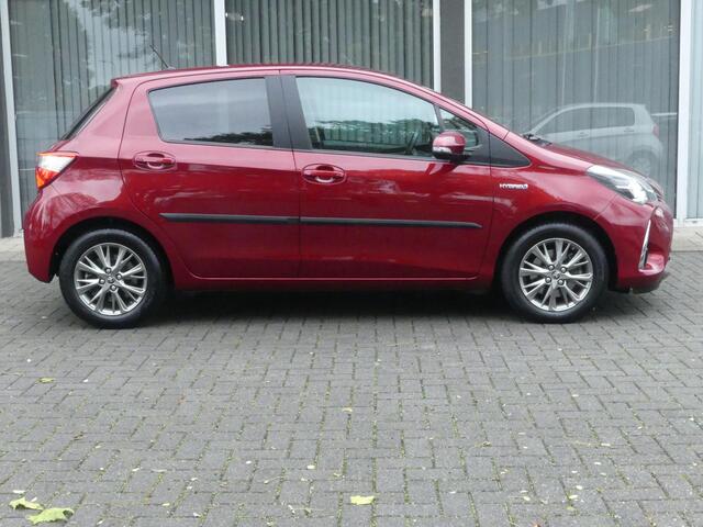 Toyota YARIS 1.5 Hybrid Dynamic Automaat, Trekhaak en Dealer onderhouden!