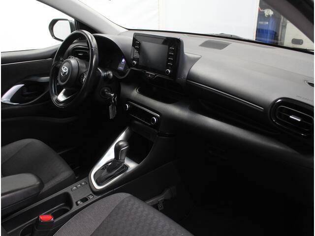 Toyota YARIS 1.5 Hybrid Active CARPLAY | CAMERA | CLIMATE | DAB | ADAPCRUISE | ELRM