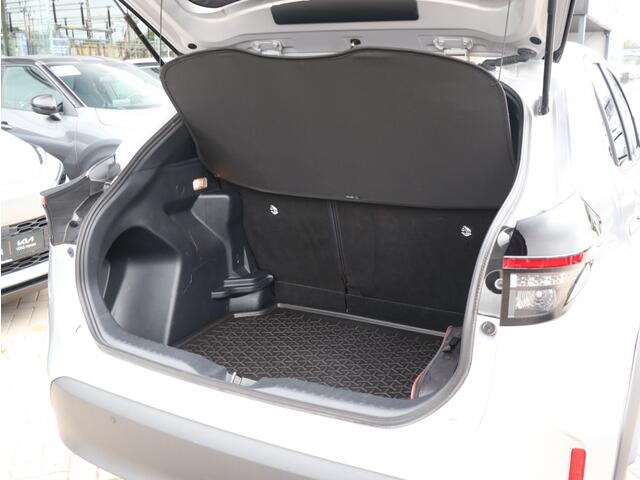 Toyota YARIS 1.5 Hybrid 115 Dynamic I Apple/Android Navi I LED I Camera