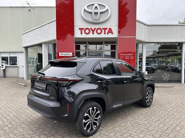 Toyota YARIS Cross 1.5 Hybrid 130 Dynamic rijklaar | Comfort pack | Blind spot | Sensoren
