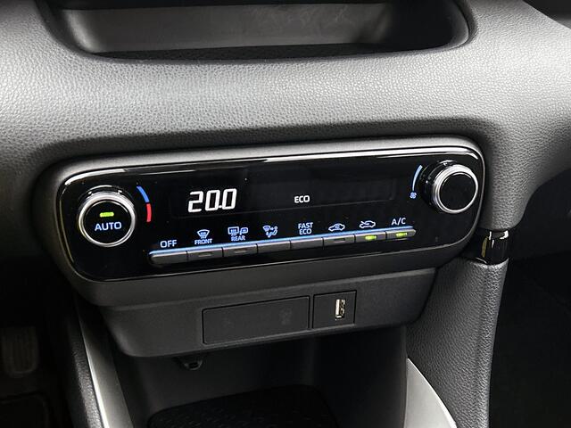 Toyota YARIS 1.5 Hybrid Dynamic