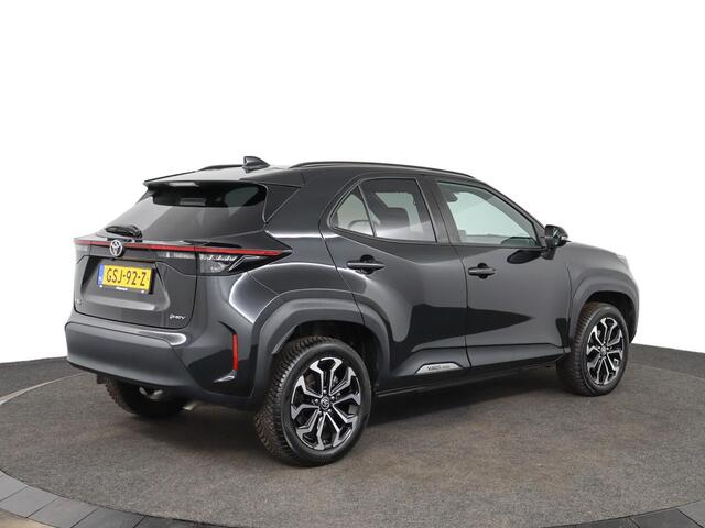 Toyota YARIS Cross 1.5 Hybrid 115 First Edition | Navigatie | Apple carplay & Android auto | Parkeer camera |