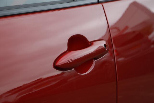 Toyota YARIS 1.5 Hybrid Executive Premium Bearlock All Season