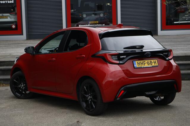 Toyota YARIS 1.5 Hybrid Executive Premium Bearlock All Season