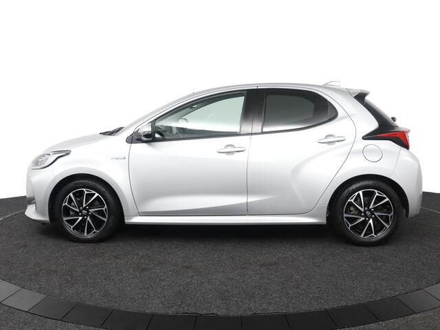 Toyota YARIS 1.5 Hybrid Dynamic | Lichtmetaal 17'' | Climate control | Parkeercamera | Apple Carplay/Android Auto |