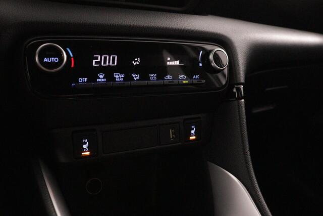 Toyota YARIS 1.5 Hybrid Dynamic | Lichtmetaal 17'' | Climate control | Parkeercamera | Apple Carplay/Android Auto |
