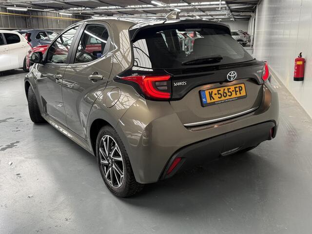 Toyota YARIS 1.5 Hybrid Dynamic NL auto, slechts 34000km, all season banden