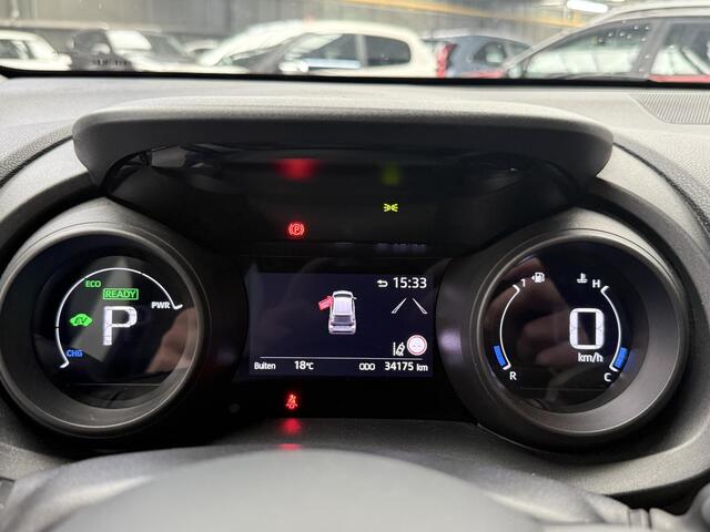 Toyota YARIS 1.5 Hybrid Dynamic NL auto, slechts 34000km, all season banden