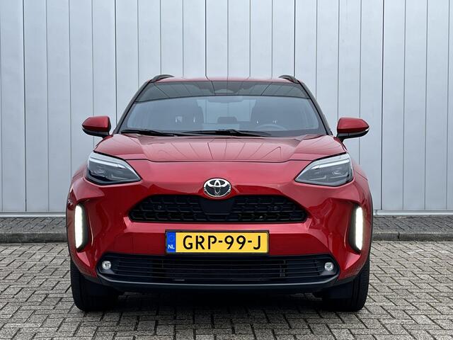 Toyota YARIS Cross 1.5 Hybrid 130PK First Edition Limited 2024 Model Trekhaak Stoel Stuur Verwarming Keyless Carplay Groot Scherm
