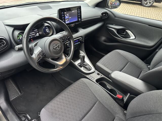 Toyota YARIS 1.5 Hybrid Dynamic Automaat 1e eigenaar / dealeronderhouden / 10 jaar garantie programma / Apple Carplay / Android Auto / Adaptive cruise control / parkeercamera / lichtmetalen velgen / LED-verlichting