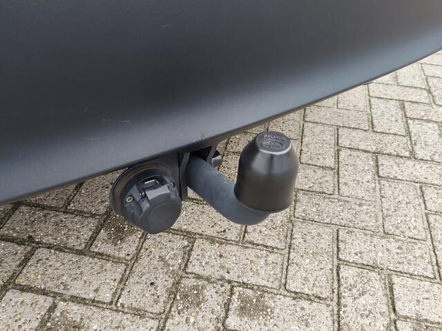 Toyota YARIS 1.5 Hybrid First Edition | Trekhaak | Keyless Entry | Android Au