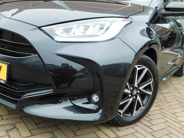 Toyota YARIS 1.5 Hybrid Dynamic