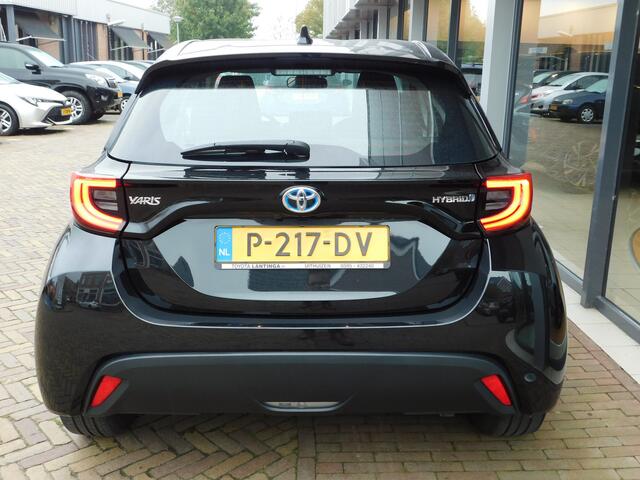 Toyota YARIS 1.5 Hybrid Dynamic