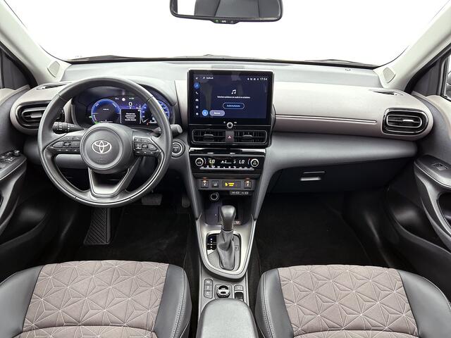 Toyota YARIS Cross 1.5 Hybrid Executive | Premium uitgevoerd | Pano dak | Halflederen interieur|