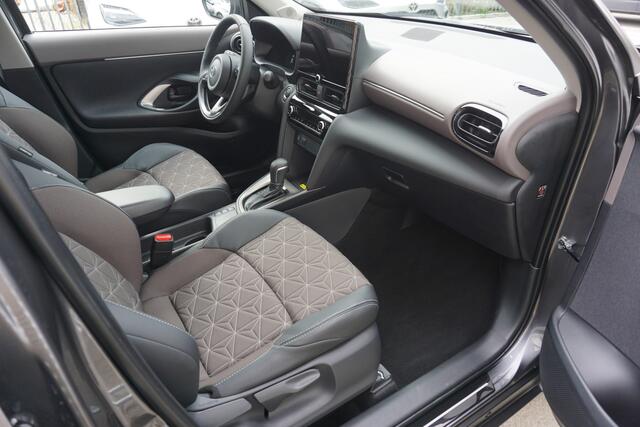 Toyota YARIS Cross 1.5 Hybrid 130 Executive |Navi|Carplay|PDC V+A|Camera|Dodehoek|