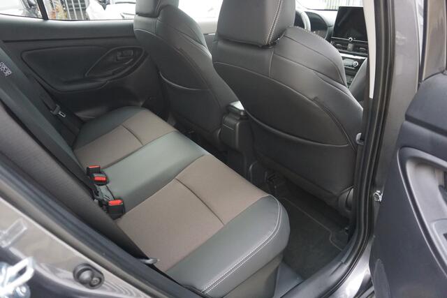 Toyota YARIS Cross 1.5 Hybrid 130 Executive |Navi|Carplay|PDC V+A|Camera|Dodehoek|