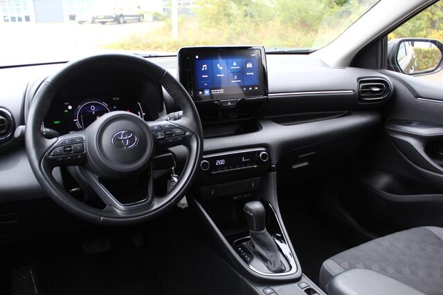 Toyota YARIS 1.5 Hybrid 115 First Edition Special | Rijklaar | Nwe type! | Stoel-/stuurverw. | LED | Apple/Android | Camera | Adaptive cruise