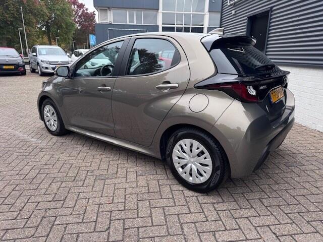 Toyota YARIS 1.5 Hyb. Active Navigatie, Automaat. Camera