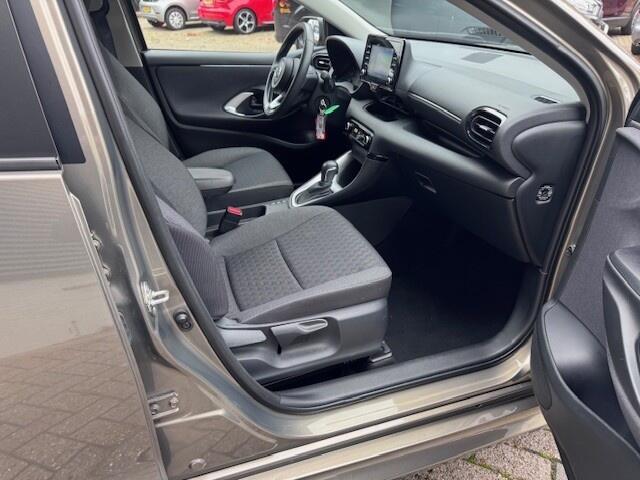 Toyota YARIS 1.5 Hyb. Active Navigatie, Automaat. Camera