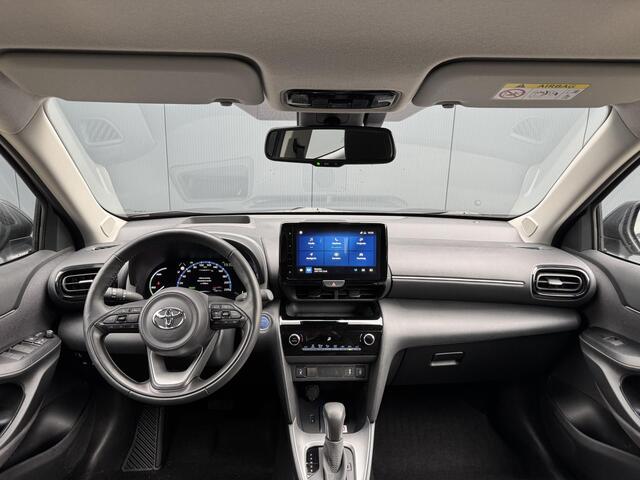 Toyota YARIS Cross 1.5 Hybrid 115 Active Plus | Head-up display | Stoel/stuur verw. | LED | Keyless | Elektr. achterklep |