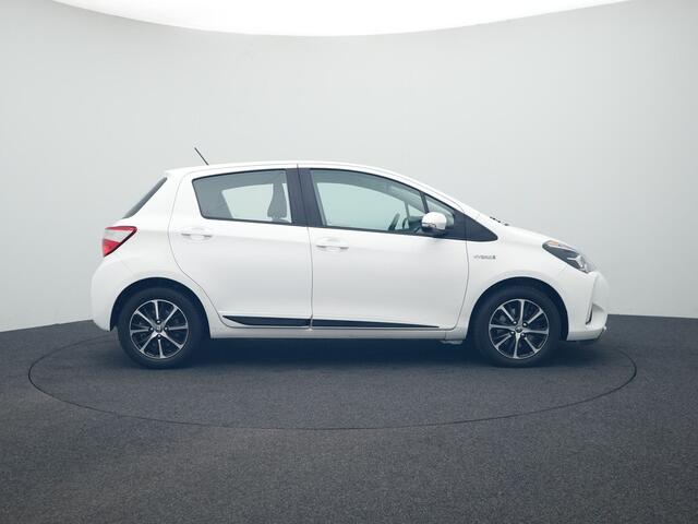 Toyota YARIS 1.5 Hybrid Design Sport
