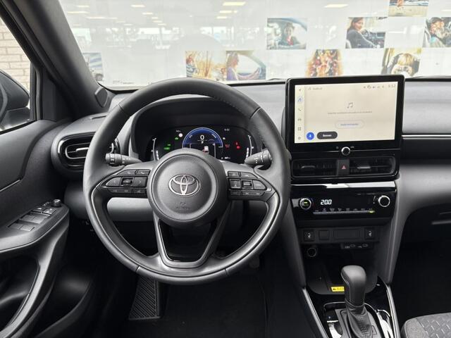 Toyota YARIS 1.5 Hybrid 130 Dynamic | Comfort Pack | Sensoren v/a | Stoelverw