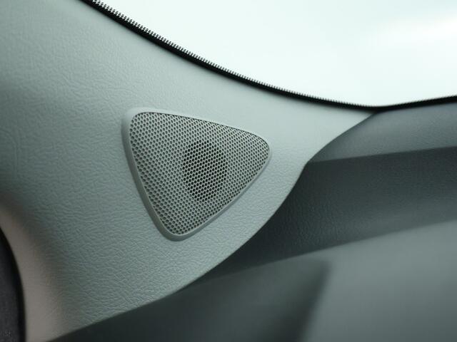 Toyota YARIS 1.5 Hybrid Dynamic | Voorstoelen verwarmd |