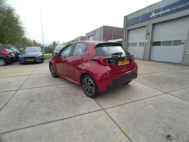 Toyota YARIS 1.5 Hyb. Dynamic