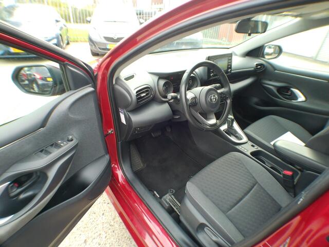 Toyota YARIS 1.5 Hyb. Dynamic