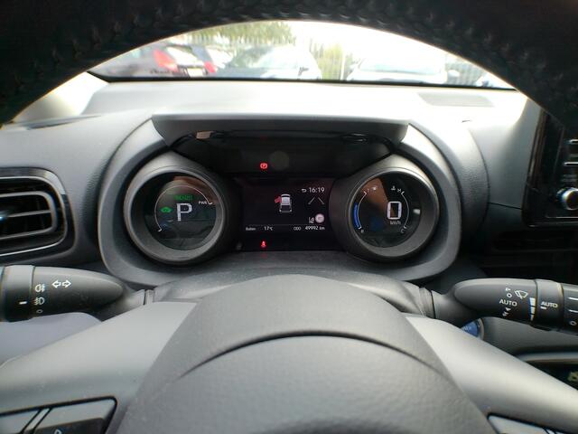 Toyota YARIS 1.5 Hyb. Dynamic