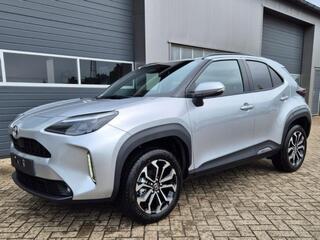 toyota-yaris-1.5-hybr-130-dynamic-w