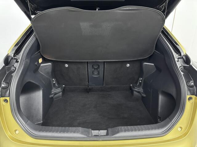 Toyota YARIS Cross 1.5 Hybrid Launch Edition Limited | Navi | Stoelverwarming | Metaallak | Lichtmetalen Velgen | Elektrische Achterklep | Head-Up Display |