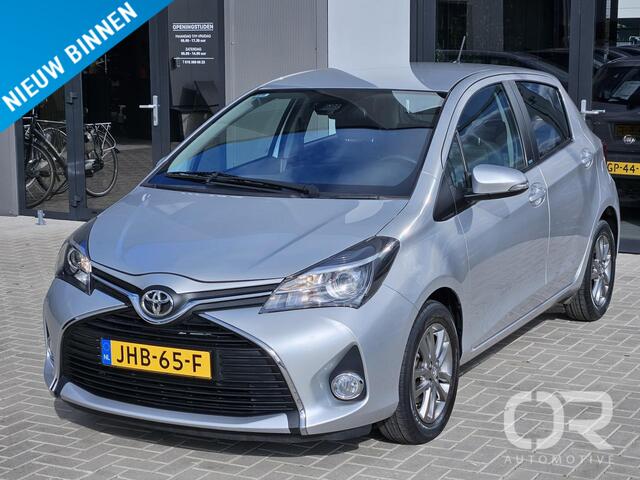 Toyota YARIS 1.3 VVT-i Edition-S Camera Stoelvw LM15