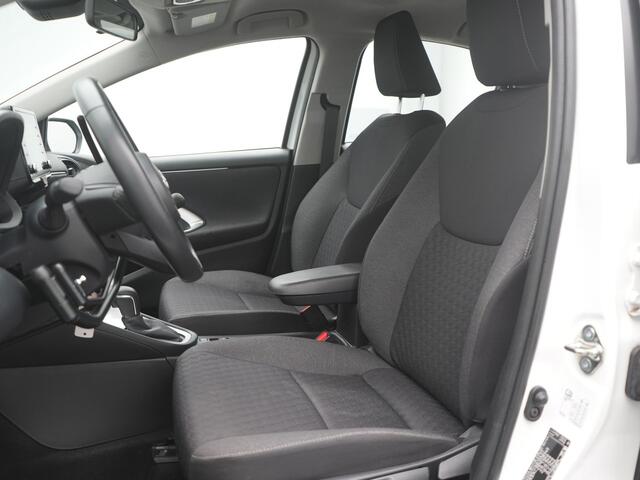 Toyota YARIS 1.5 Hybrid Active - RIJKLAARPRIJS - Handgas - Handbediend gaspedaal - Apple Carplay - Android Auto - Invalide
