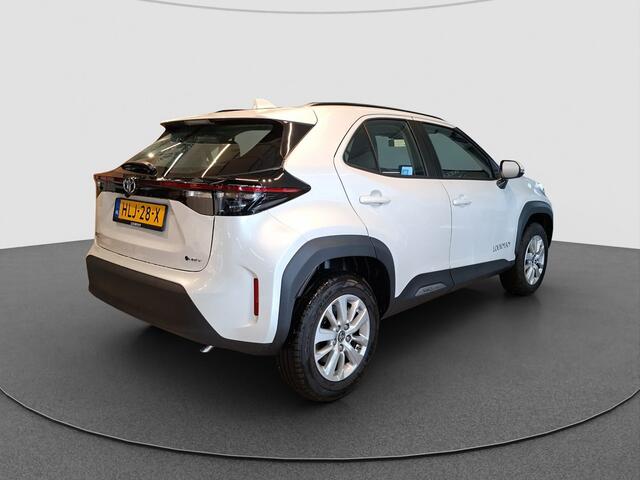 Toyota YARIS Cross 1.5 Hybrid 115 Active demo