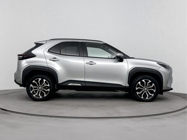 Toyota YARIS Cross 1.5 Hybrid Dynamic | Apple Carplay & Android Auto | Parkeercamera |