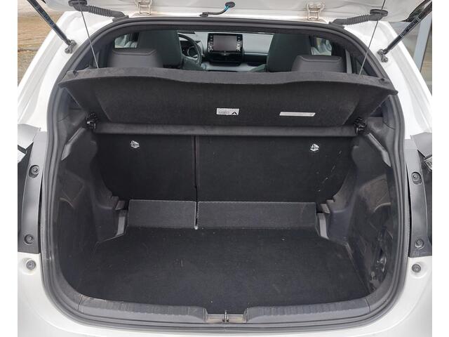 Toyota YARIS 1.5 Hybrid Executive Pano 17 inch