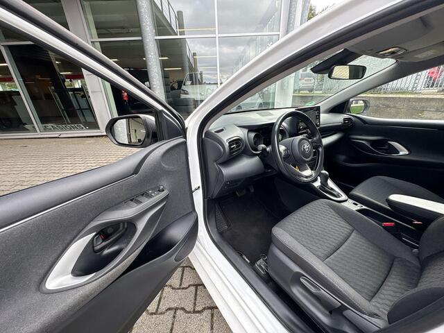 Toyota YARIS 1.5 Hybrid Dynamic Edition