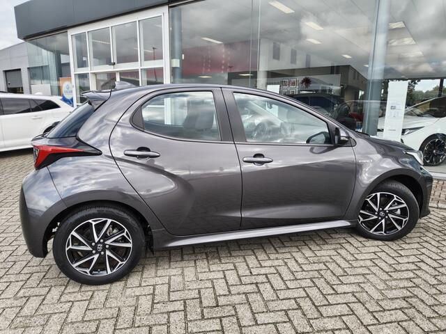 Toyota YARIS 1.5 Hybrid Dynamic | Trekhaak Afneembaar | Keyless Entry & Star
