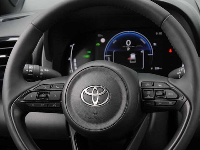 Toyota YARIS Cross 1.5 HYBRID 130PK/ CARPLAY/ WINTER PAKKET/ LED PAKKET
